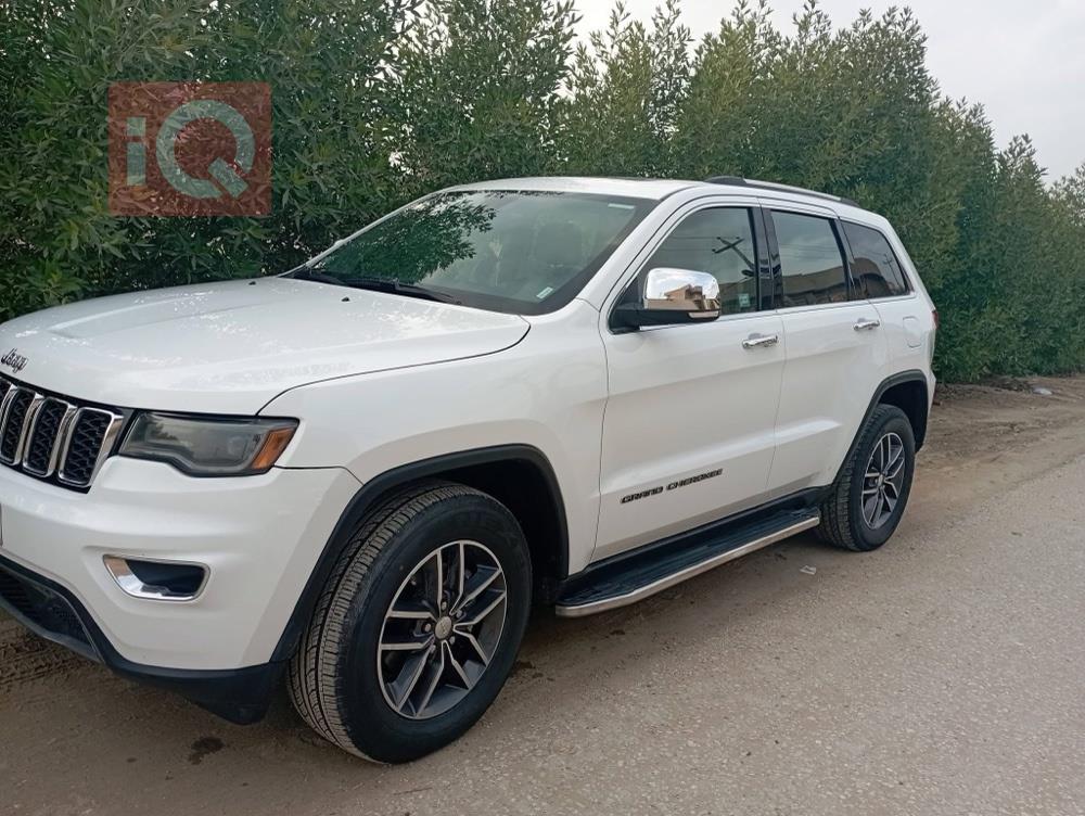 جيب جراند شيروكي